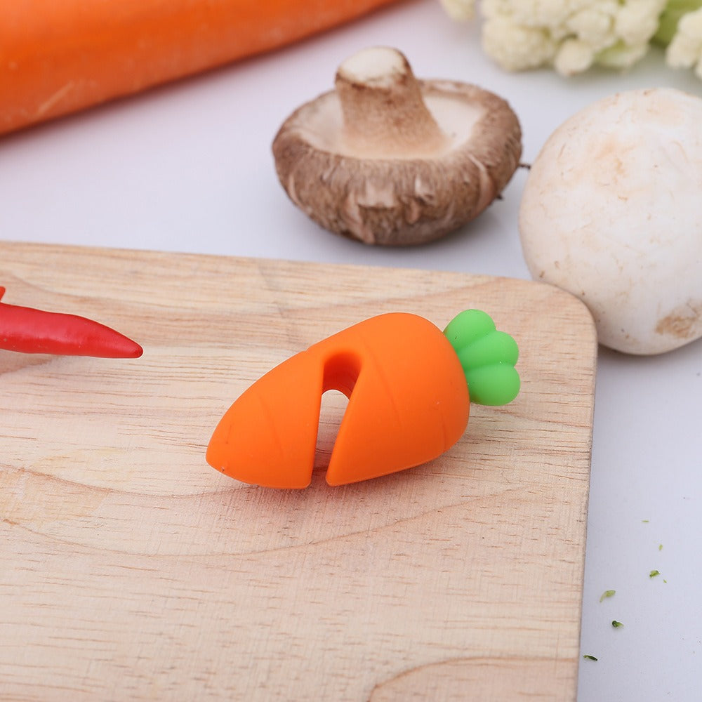 Silicone Carrot Pot Lid Lifter - image 3