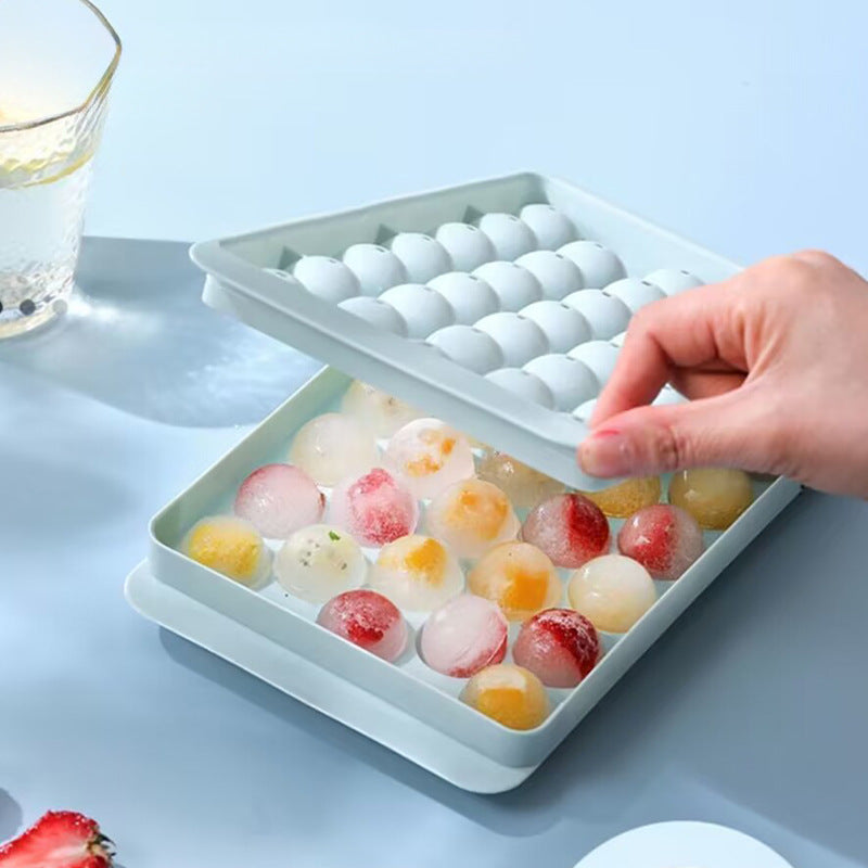 Silicone Ice Cube Tray with Lid - image 3